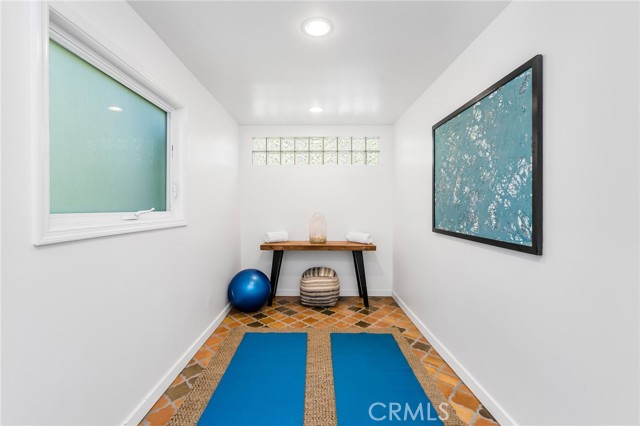 24743 Vantage Point Terrace, Malibu CA: https://media.crmls.org/medias/4940cf59-e4c5-4b52-bd8f-e4d8e40a0ab8.jpg