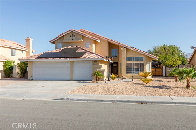 83960 Hopi Avenue, Indio CA: https://media.crmls.org/medias/4940f4bc-b711-4fc4-b99c-e4d0f4bec3c5.jpg