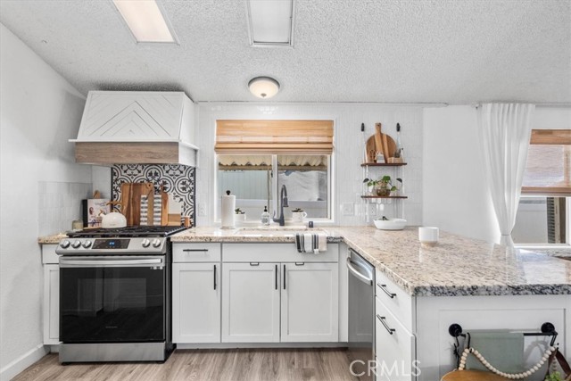 Detail Gallery Image 7 of 30 For 1721 E Colton Ave #103,  Redlands,  CA 92374 - 3 Beds | 2 Baths