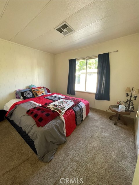 703 Oro Dam W Boulevard, Oroville CA: https://media.crmls.org/medias/49422437-361f-414e-b26e-f0912d301e13.jpg