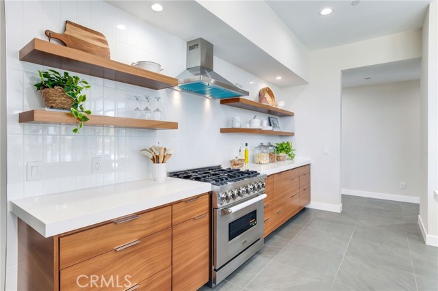1912 Edgefair Lane, Redlands CA: https://media.crmls.org/medias/494354f4-e69b-4357-ba1e-e3ef27d8b935.jpg