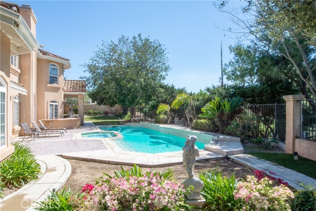 Detail Gallery Image 32 of 34 For 7361 via Vista, Riverside,  CA 92506 - 5 Beds | 3/1 Baths