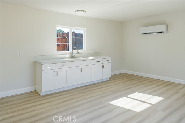 Detail Gallery Image 5 of 23 For 17820 Sycamore St, Hesperia,  CA 92345 - 4 Beds | 5 Baths