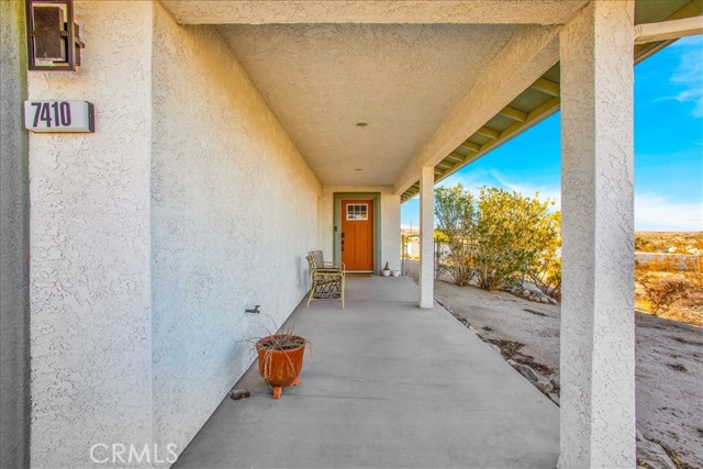 Detail Gallery Image 4 of 41 For 7410 Sherman Hoyt Ave, Twentynine Palms,  CA 92277 - 2 Beds | 2 Baths