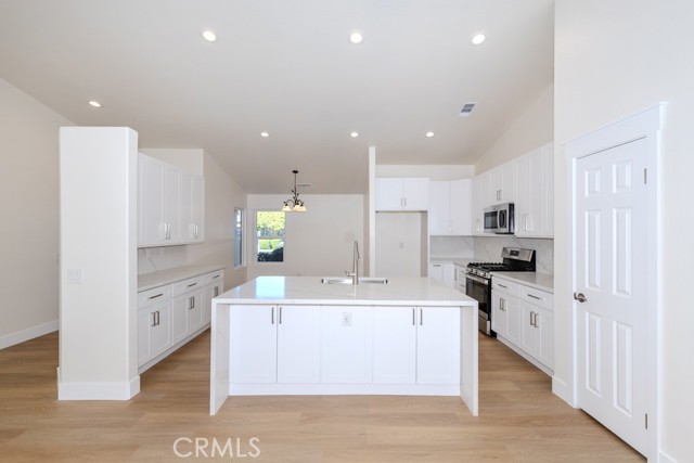 MLS #OC25164195 image #7