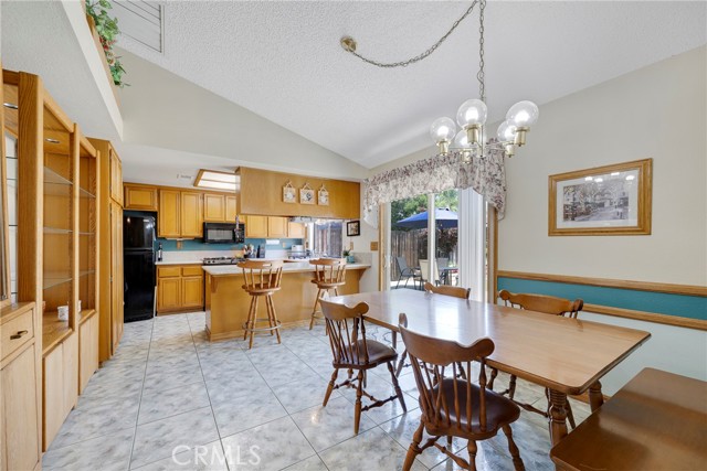 14548 Sylvester Drive, Moreno Valley CA: https://media.crmls.org/medias/494500b0-e614-432c-b1e5-45ef5c78c2f8.jpg