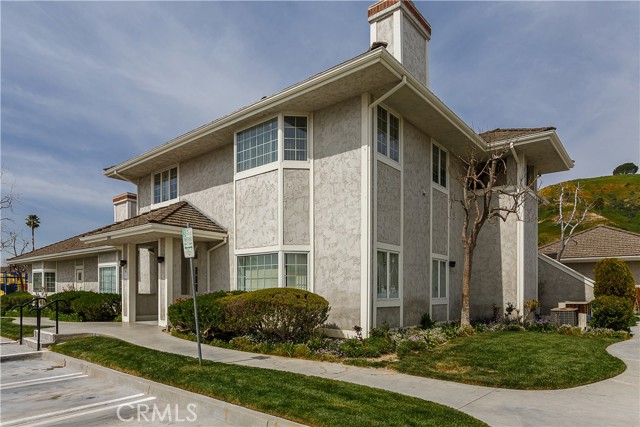 Detail Gallery Image 33 of 39 For 20134 Canyon View Dr., Canyon Country,  CA 91351 - 2 Beds | 2 Baths