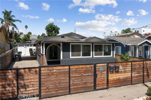 Front Image Thumbnail for CRMB25273611