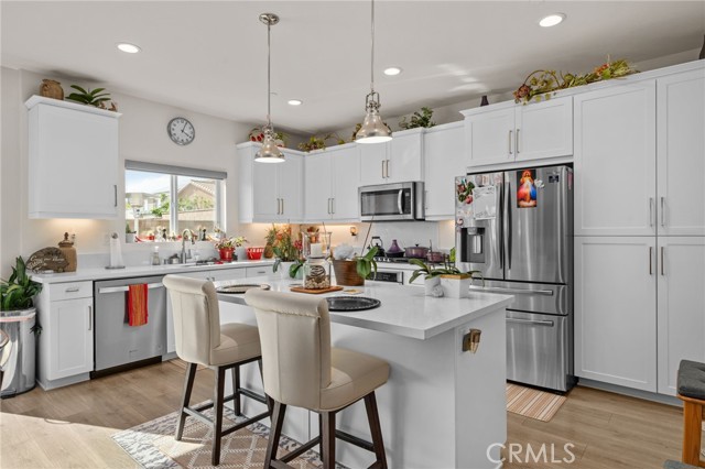 Detail Gallery Image 6 of 44 For 5246 Denali Ct, Fontana,  CA 92336 - 4 Beds | 4 Baths