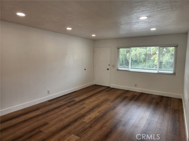 Front Image Thumbnail for CROC26064552