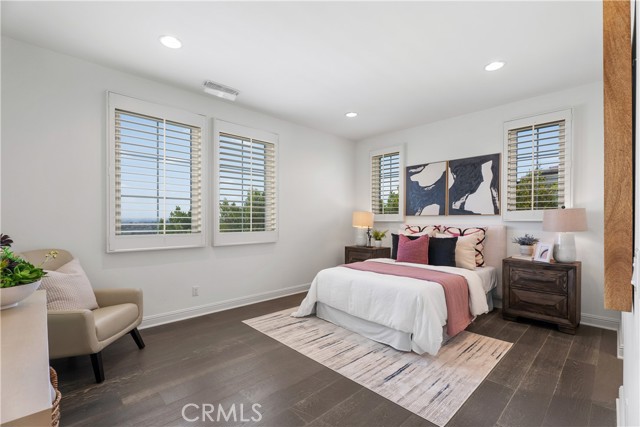 104 Scenic Crest, Irvine CA: https://media.crmls.org/medias/4947addd-bb13-43b8-afda-927b09c14520.jpg