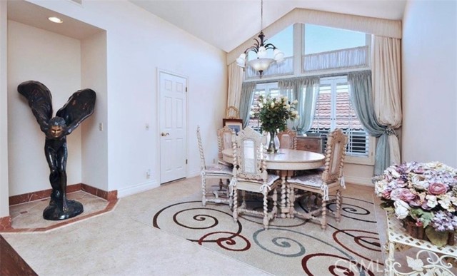 30120 Avenida Celestial, Rancho Palos Verdes CA: https://media.crmls.org/medias/49480ea6-35a1-47f1-9adb-c022b92f994b.jpg