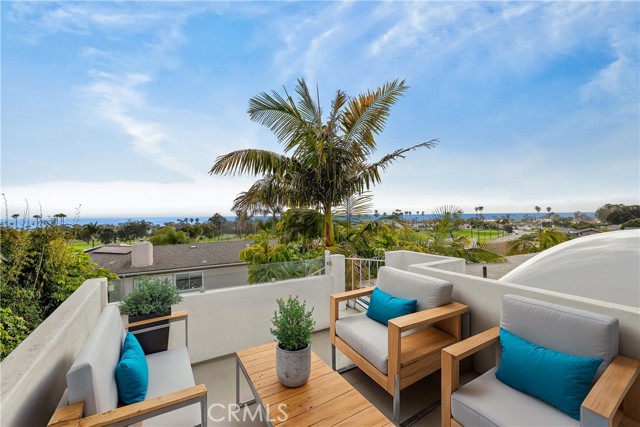 Detail Gallery Image 7 of 63 For 406 Avenida Ortega, San Clemente,  CA 92672 - 4 Beds | 3/1 Baths