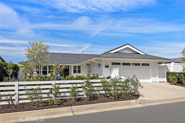 Detail Gallery Image 2 of 27 For 215 via San Andreas, San Clemente,  CA 92672 - 3 Beds | 2 Baths