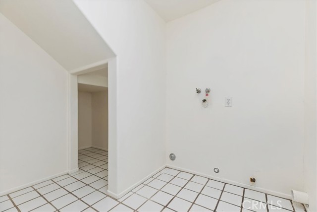 27 Tierra Plano, Rancho Santa Margarita CA: https://media.crmls.org/medias/4948e4ce-25ad-4f33-ab40-7c1e5107b356.jpg