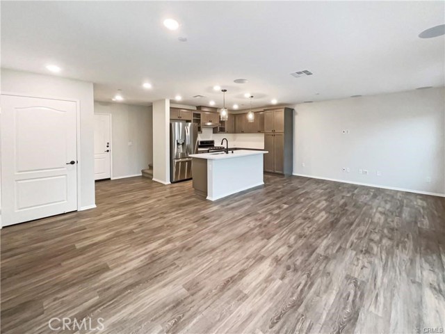 Detail Gallery Image 4 of 24 For 7155 Citrus Ave #344,  Fontana,  CA 92336 - 3 Beds | 2/1 Baths