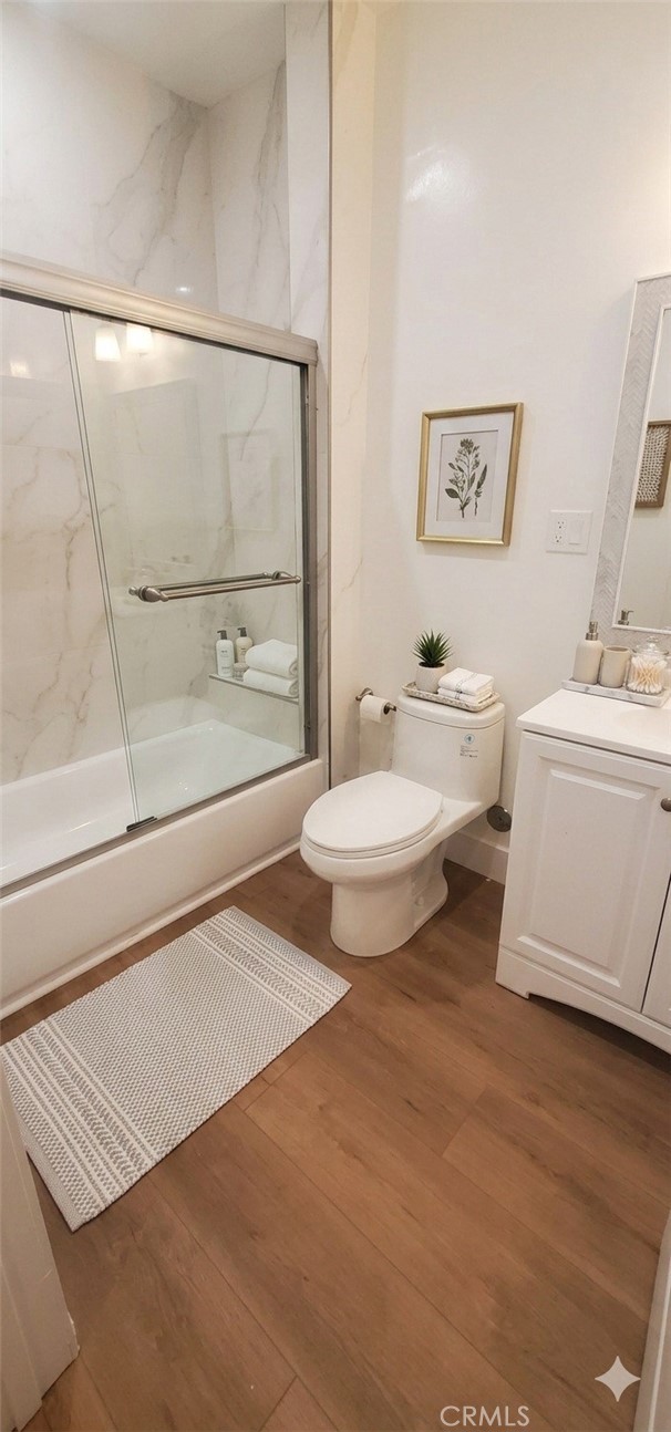 Detail Gallery Image 5 of 27 For 23462 Friar St, Woodland Hills,  CA 91367 - 1 Beds | 1 Baths