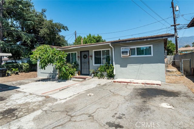 237 W Central Avenue, Monrovia CA: https://media.crmls.org/medias/494a9b6d-006d-4c63-b9fe-006ed1c3c998.jpg