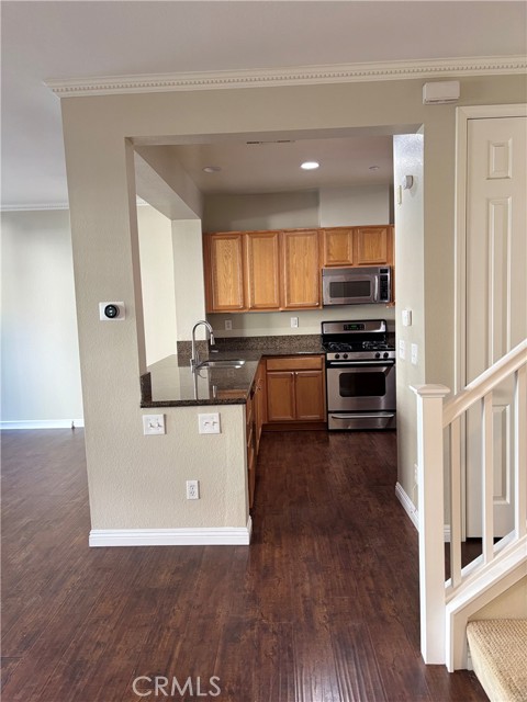 Detail Gallery Image 4 of 23 For 7161 East Ave #80,  Rancho Cucamonga,  CA 91739 - 3 Beds | 2/1 Baths