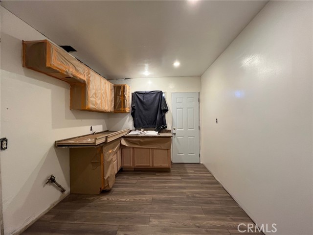 Detail Gallery Image 8 of 19 For 3561 Russell St, Riverside,  CA 92501 - – Beds | – Baths