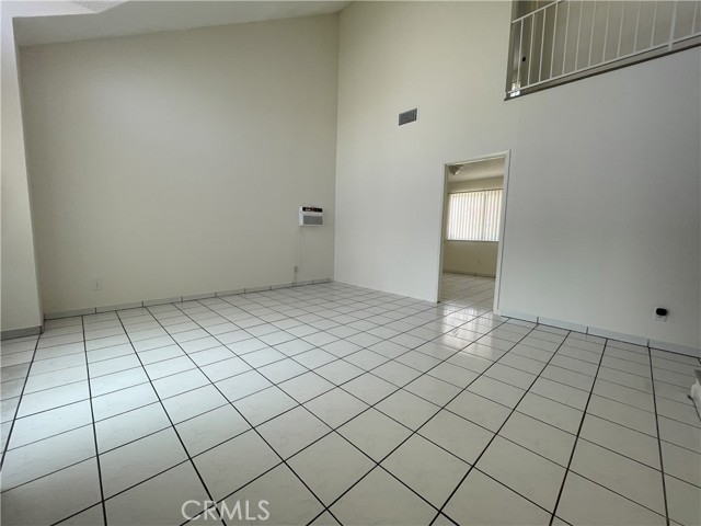 7698 Lime Avenue, Fontana CA: https://media.crmls.org/medias/494c2842-89fa-4662-8af6-f57c28ba071a.jpg