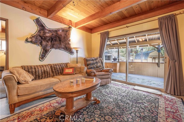 Detail Gallery Image 18 of 40 For 39791 Forest, Big Bear Lake,  CA 92315 - 3 Beds | 2 Baths