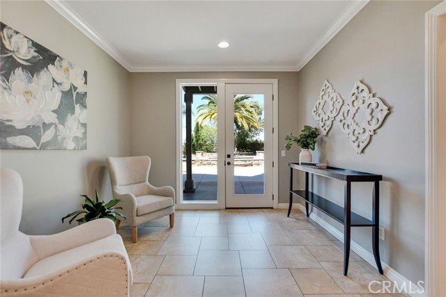 Detail Gallery Image 15 of 75 For 303 Sunburst Ln, Corona,  CA 92879 - 6 Beds | 4/2 Baths