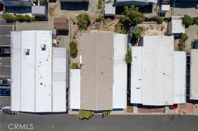 200 San Bernardino, Rialto CA: https://media.crmls.org/medias/494dd253-9740-481a-85fb-7881dcefa8e0.jpg