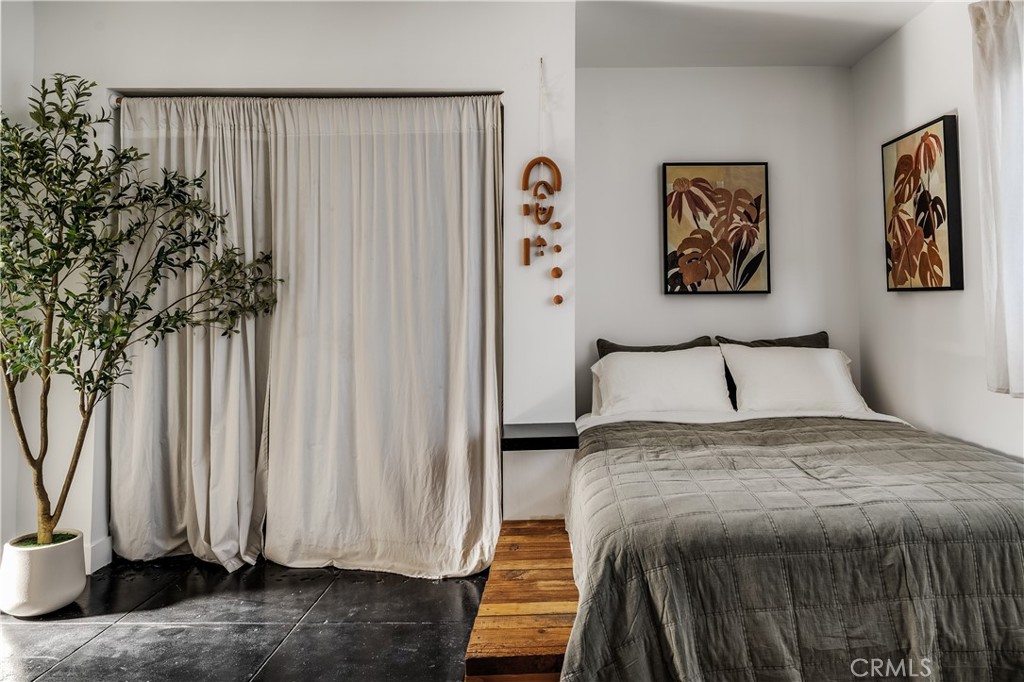 MLS #WS25280753 image #19