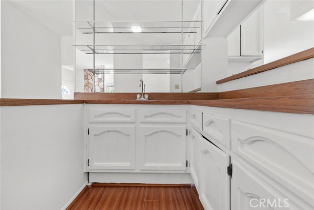 Detail Gallery Image 13 of 66 For 1321 Greenbriar, Glendale,  CA 91207 - 4 Beds | 3/1 Baths