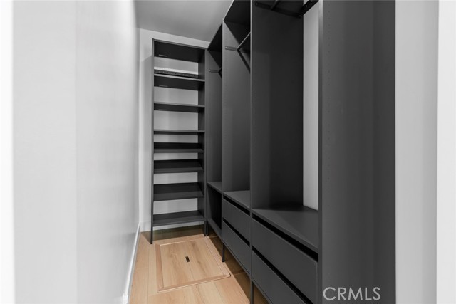 Detail Gallery Image 31 of 49 For 8321 Outland View, Sun Valley,  CA 91352 - 3 Beds | 4 Baths