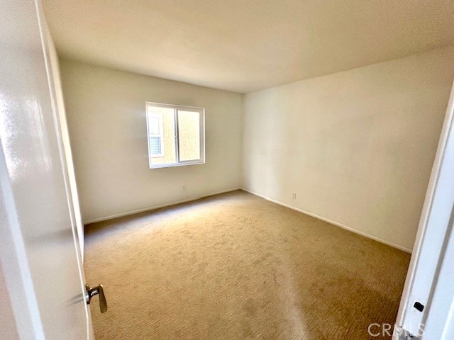 Detail Gallery Image 7 of 14 For 111 Alabama, Huntington Beach,  CA 92648 - 3 Beds | 2/1 Baths