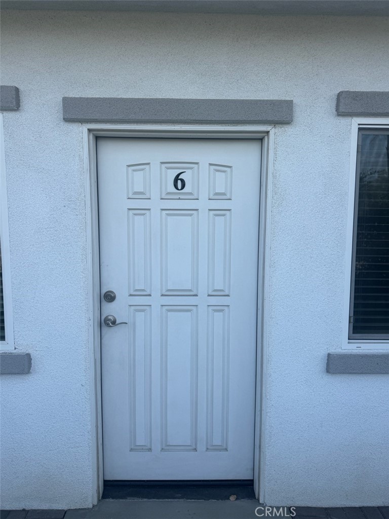 https://media.crmls.org/medias/4950291d-f4d3-4b50-a39b-fee96fb3616f.jpg?preset=X-Large