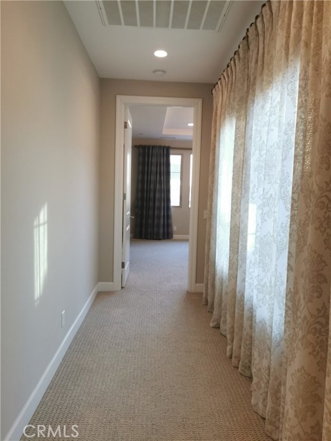 16 Branding Iron, Irvine CA: https://media.crmls.org/medias/495072af-091c-4e71-b212-f5a195a38a35.jpg