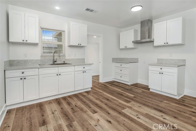 Detail Gallery Image 2 of 17 For 309 S Myrtle, Bakersfield,  CA 93304 - 3 Beds | 1 Baths