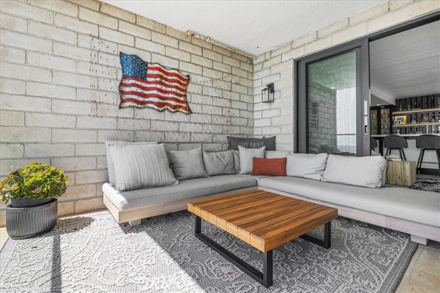 Detail Gallery Image 4 of 50 For 410 Corto Ln #9,  San Clemente,  CA 92672 - 2 Beds | 3 Baths