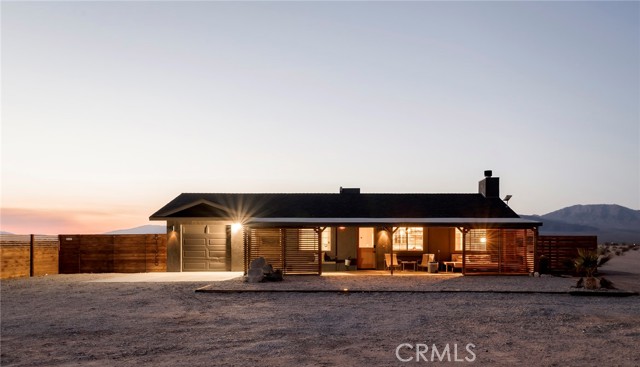84328 Amboy Road, 29 Palms CA: https://media.crmls.org/medias/49516803-90f5-42a2-b067-1b362f7a0bf8.jpg