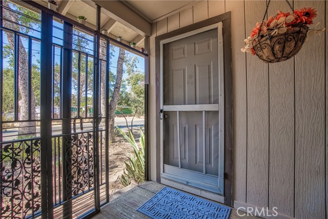 Detail Gallery Image 7 of 26 For 15966 33rd Ave, Clearlake,  CA 95422 - 2 Beds | 1 Baths