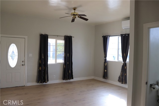 Detail Gallery Image 4 of 21 For 1971 7th, Riverside,  CA 92507 - – Beds | – Baths