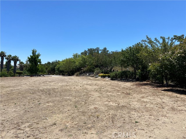 Image 16 of 23 For 23725 Carancho Rd