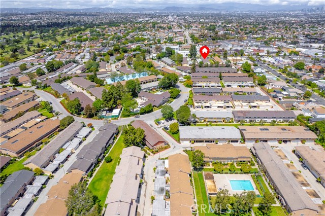 Detail Gallery Image 40 of 40 For 3500 W Manchester Bld #170,  Inglewood,  CA 90305 - 3 Beds | 3 Baths