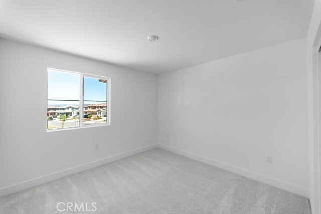 33170 Celadon Avenue, French Valley CA: https://media.crmls.org/medias/49570778-7e6e-47df-b1b6-ebf7570633c8.jpg