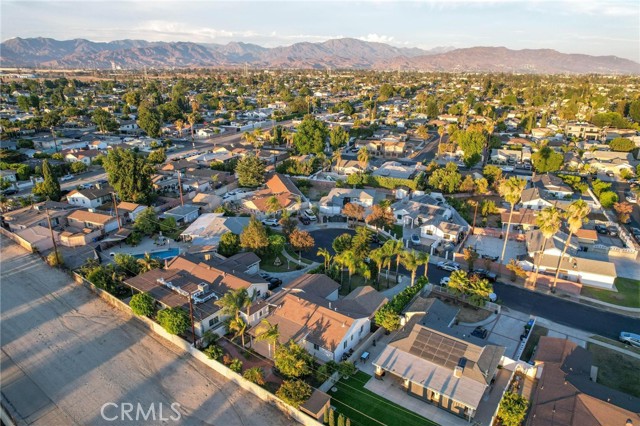 13358 Blythe Street, North Hollywood CA: https://media.crmls.org/medias/49571797-7d8a-441e-a167-8935affd84a5.jpg