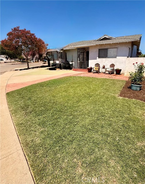 1301 3rd Street, La Verne CA: https://media.crmls.org/medias/4957a144-ea32-47e3-bb7e-84b7ab9f6914.jpg