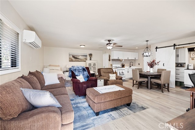 29740 Nogues Road, Nuevo CA: https://media.crmls.org/medias/4957dcbc-6633-4bfa-a9cc-c24e2a9fb967.jpg