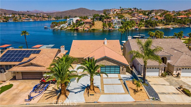 Detail Gallery Image 1 of 1 For 22666 Cascade Dr, Canyon Lake,  CA 92587 - 5 Beds | 3/1 Baths