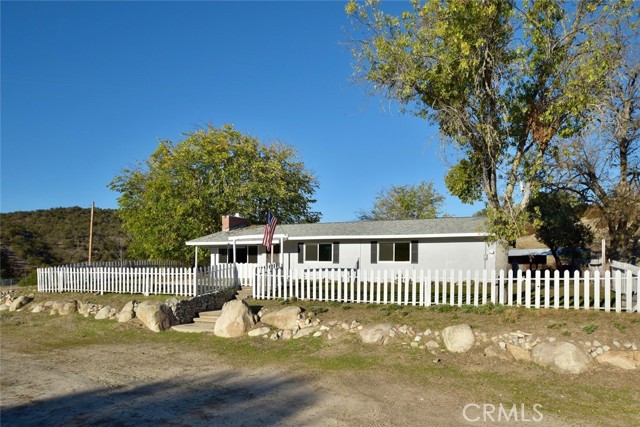 Detail Gallery Image 1 of 1 For 77123 Interlake Rd, Bradley,  CA 93426 - 3 Beds | 1/1 Baths