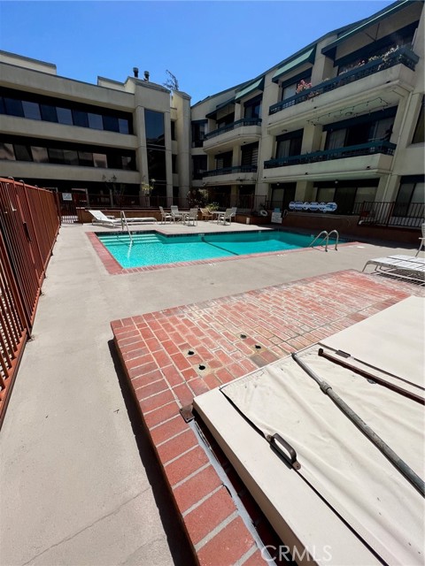 435 S La Fayette Park Place # 119, Los Angeles, California 90057, 2 Bedrooms Bedrooms, ,2 BathroomsBathrooms,Residential Lease,For Rent,435 S La Fayette Park Place # 119,CRWS23036914