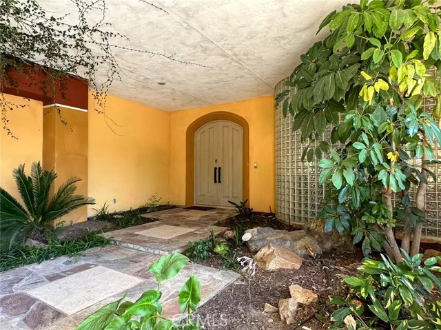 45700 Adler Lane, Temecula CA: https://media.crmls.org/medias/495ab64e-4dd6-44cf-add1-f4f36e13d149.jpg