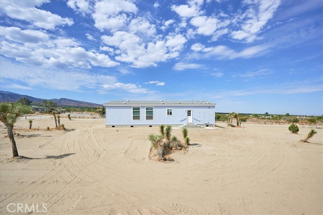 Detail Gallery Image 33 of 35 For 420 Calaveras Rd, Pinon Hills,  CA 92372 - 4 Beds | 2 Baths